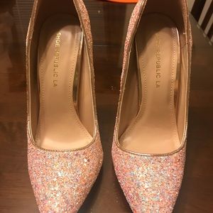 New Women’s Sparkling Pumps - New